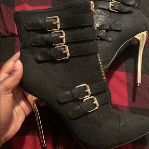 Black & Gold Ankle Boots!